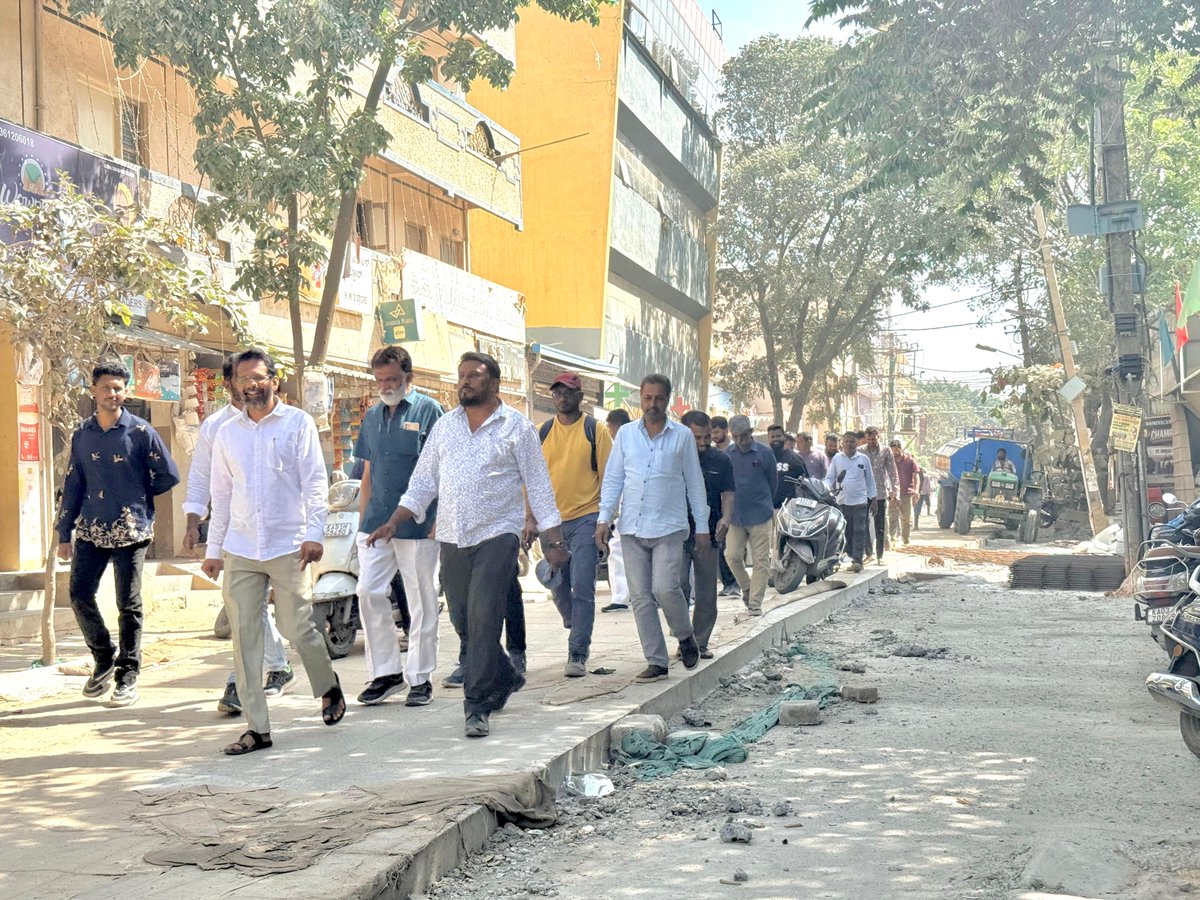 KJGeorgeOffice's tweet photo. #SarvagnaNagarConstituency:
#WorkUpdate: As per the directions of Hon’ble Minister for Energy Shri @thekjgeorge Ji, officials from the MLA Office, along with local leaders, conducted an on-ground inspection to expedite key civic and infrastructure works in #SarvagnaNagar.
✅ Reviewed progress of white topping, carriageway, footpaths and buffer zone works at Govindpura Road & Junction; directions issued for timely completion.
✅ Inspected ongoing development works at Dr. Rajkumar Park, Kammanahalli.
✅ Development works in progress along Banaswadi 8th Main Road.
Committed to strengthening civic infrastructure and ensuring timely completion of public works across the constituency.
Working together for a better and #GreaterSarvagnaNagar 🇮🇳 #WeWorkForYou #CongressForPeople @INCKarnataka @TeamKJGeorge @KJG_Supporters @INCSarvagna #KJGeorge @GBA_office @BNCCofficial