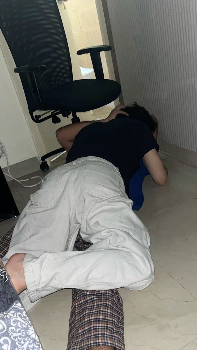 ifjfu76's tweet image. كان حضن حبيبي مليان حنان 🥹