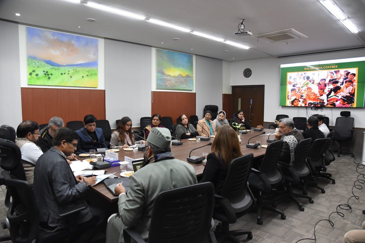 jmiu_official's tweet photo. VC and Registrar, JMI, launch Jamia Schools Admission Prospectus 2026-27; Online applications open from today; No fee hike for session 2026-27

New Delhi, January 8, 2026: The admission prospectus for the schools of Jamia Millia Islamia (JMI) for the upcoming academic session 2026-27 was yesterday released by Prof. Mazhar Asif, Vice Chancellor, JMI, and Prof. Md. Mahtab Alam Rizvi, Registrar, JMI, in the presence of Prof. Ahteshamul Haque, Officiating Controller of Examinations (CoE) and members of the Prospectus Draft Committee. Online application for admission to classes Nursery, Preparatory, I, VI, IX, and XI are now available and open for form filling on Jamia Millia Islamia’s website https://t.co/dPLV6XXpx5

Applicants, including foreign nationals and NRI ward candidates, can now apply online along with the application fee of Rs.500/- for Indians and Rs.1500/- for foreign nationals and NRI wards, to the following schools of Jamia: Mushir Fatma Nursery School, Jamia Middle School, Jamia Senior Secondary School, Syed Abid Husain Senior Secondary School (self-financed), and Jamia Girls Senior Secondary School (self-financed).

A detailed admission schedule pertaining to each of these schools, including the last date for online application submission, number of seats available, dates for draw of lots and written tests (where applicable), the date of display of lists of selected candidates, and the commencement of classes, has been included in the Jamia School Prospectus 2026-27 and made available online on JMI website. Applicants are advised to go through the same carefully before applying. 

A major highlight of the school admission academic session 2026-27 is that there is no fee hike for Indian students across any of the classes or any schools. “This is a significant milestone,” said Prof. Asif, VC JMI, on the occasion, adding, “Our schools are the foundation and the bedrock of the education system of India. We have therefore taken tremendous care that Jamia schools remain inclusive and equitable and cater to all sections of society, especially the girl child and children with special needs. Beginning this academic year, we are upgrading school infrastructure to provide improved facilities. Special emphasis is being placed on children with special needs, for whom we are appointing dedicated special tutors and JRF scholars from the field of special education to support inclusive learning.” Prof. Asif added. “Additionally, we are seeking active support from school alumni to help enrich the quality of education. Our curriculum is being updated in tune with contemporary requirements to integrate value-based and skill-based learning in alignment with the National Education Policy (NEP) 2020.” Prof. Asif said.

Prof. Rizvi, congratulating the committee on the timely launch of the admission prospectus, said, “We are pleased to announce the opening of Jamia Schools admissions for the new academic year 2026-27. Jamia schools are not merely institutions of learning; they embody the rich history and enduring legacy of this 105-year-old institution. The lives and contributions of distinguished figures such as Ms. Mushir Fatma and Ms. Gerda Philipsborn continue to inspire our teachers and guide our educational ethos. Our Principals and teachers ensure that at Jamia schools, young minds acquire not only academic knowledge but also awaken to our rich cultural and historical heritage. We strive to ensure excellence in academics, curricular and co-curricular activities, and sports, nurturing well-rounded pupils and future citizens who will serve the society and the nation. This holistic philosophy serves as a guiding light for Jamia schools. ”

(Contd…)