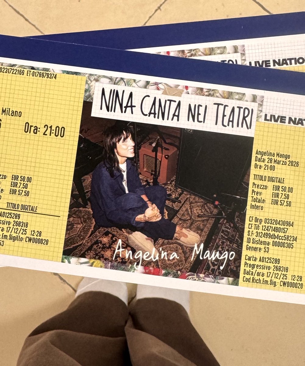 Adelaide91000's tweet photo. POSSO PIANGERE ?? ??????????? NON CI STO DEEEEENTROOO PERCHE SE NON RIMANI ANCHE TU CHE SENSO HA STARE MEEEEGLIO E MI SSSSEMBRA DI ESSERE UN FANTASMA AL MIO CONCEEEERTO😭😭😭 #angelinamango https://t.co/bnjPviySae