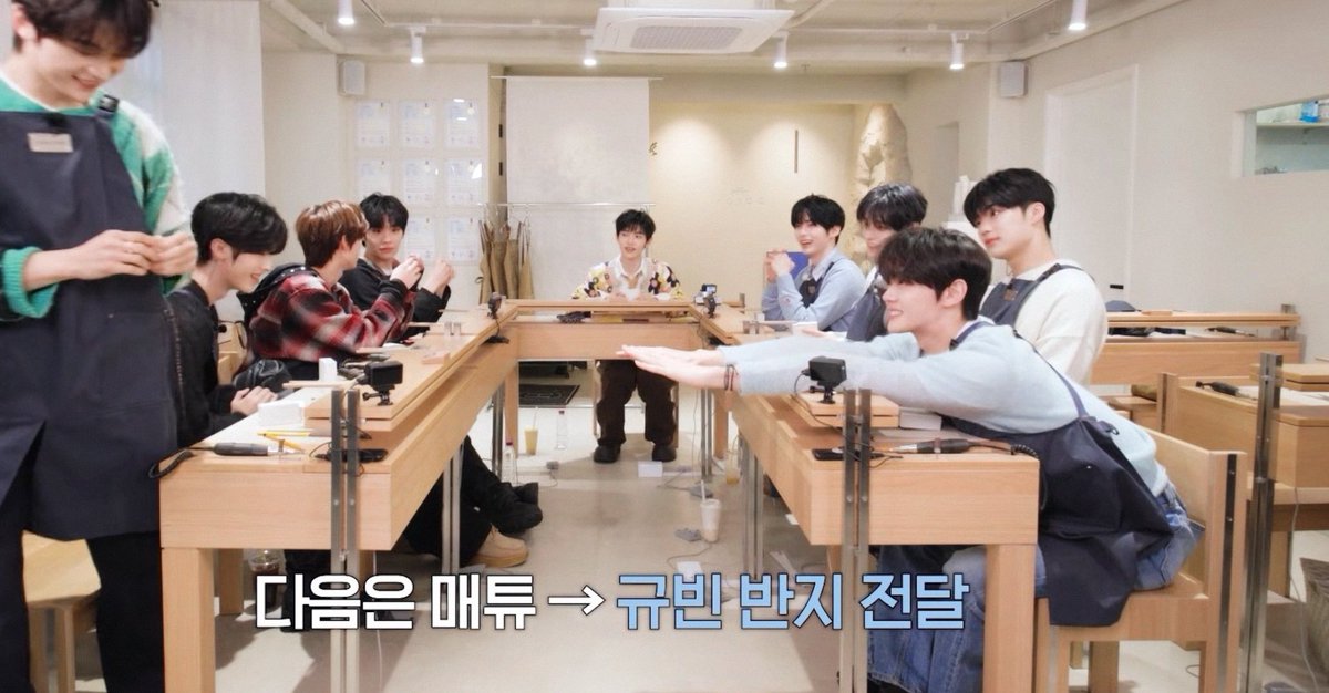 열손가락 반지 다 껴주고싶게 강아지냐공