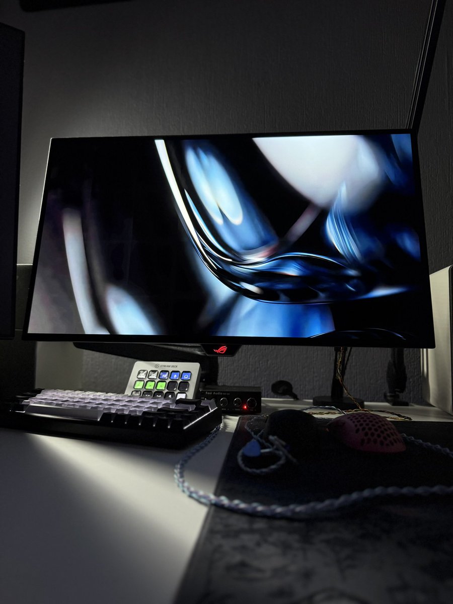 s1ghtgg's tweet photo. Do you prefer wired or wireless for your mouse? 🤔

I prefer wireless but the OP1 8K is my exception :) https://t.co/FDrTrETqco