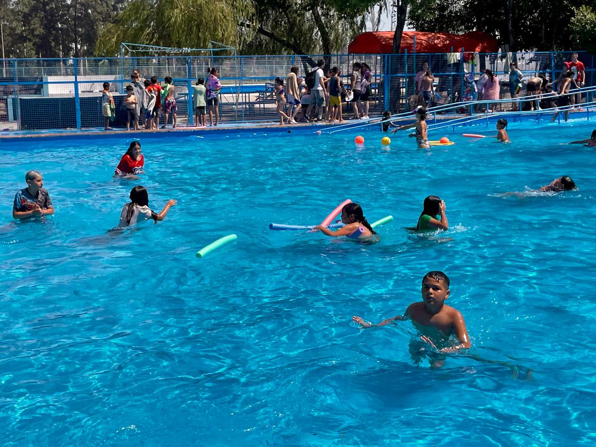 PROGRAMA ESCUELAS ABIERTAS DE VERANO

Este 2026 van a estar abiertas 12 Instituciones, en las que los niños podrán disfrutar de distintas actividades recreativas y días de pileta en el Predio Municipal Natalio Salvatori.

#JCPCrece
#CiudaddelAprendizaje