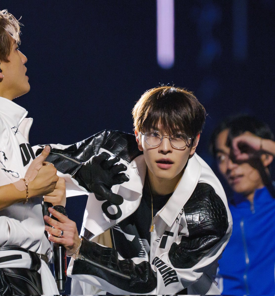 ROBOHQ's tweet image. we dont talk about this look enough