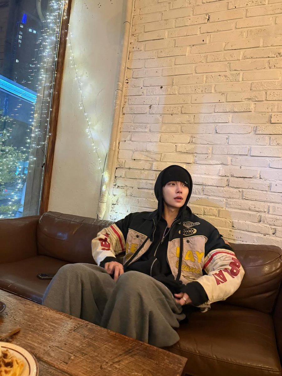 sounds_of_cheol's tweet image. joshu_acoustic 🤎