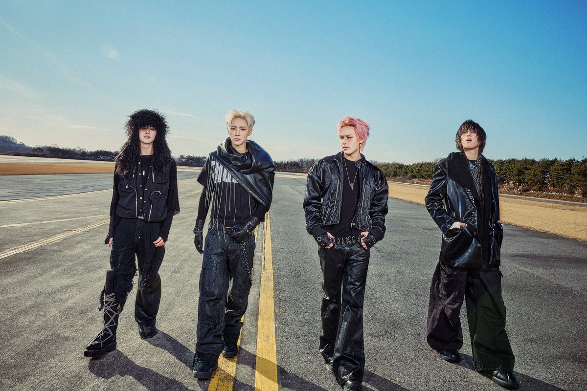 AxMxP_official tweet media