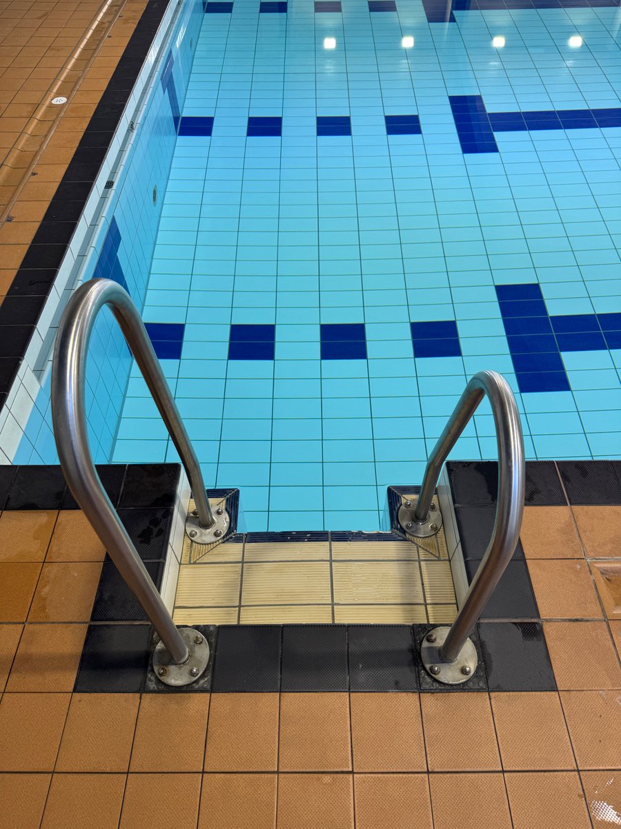 BarclayJanine's tweet photo. Want to kick-start your new health regime? Plan to lose weight, tone up, or even discover muscles you didn’t know you had?

Join me in Harrow for 1:1 swimming lessons, Monday- Friday, mornings &amp; lunchtimes. Lessons take place in a beautiful, warm, clean pool with free parking. https://t.co/0cdVkjRAw6