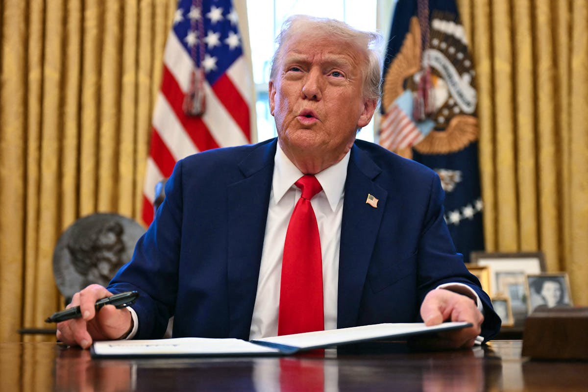 L_ThinkTank's tweet photo. [ 🇺🇸 ÉTATS-UNIS ]

🔸 Donald Trump ordonne le retrait des États-Unis de 66 organisations internationales (31 liées à l’ONU, 35 indépendantes). Selon le mémorandum du 7 janvier 2026, ces entités sont jugées « contraires aux intérêts des États-Unis » dans le cadre de la stratégie « America First ».

🔹 Organisations NON liées à l’ONU (35)
• 24/7 Carbon-Free Energy Compact
• Colombo Plan Council
• Commission for Environmental Cooperation
• Education Cannot Wait
• European Centre of Excellence for Countering Hybrid Threats
• Forum of European National Highway Research Laboratories
• Freedom Online Coalition
• Global Community Engagement and Resilience Fund
• Global Counterterrorism Forum
• Global Forum on Cyber Expertise
• Global Forum on Migration and Development
• Inter-American Institute for Global Change Research
• Intergovernmental Forum on Mining, Minerals, Metals, and Sustainable Development
• Intergovernmental Panel on Climate Change
• Intergovernmental Science-Policy Platform on Biodiversity and Ecosystem Services
• International Centre for the Study of the Preservation and Restoration of Cultural Property
• International Cotton Advisory Committee
• International Development Law Organization
• International Energy Forum
• International Federation of Arts Councils and Culture Agencies
• International Institute for Democracy and Electoral Assistance
• International Institute for Justice and the Rule of Law
• International Lead and Zinc Study Group
• International Renewable Energy Agency
• International Solar Alliance
• International Tropical Timber Organization
• International Union for Conservation of Nature
• Pan American Institute of Geography and History
• Partnership for Atlantic Cooperation
• Regional Cooperation Agreement on Combating Piracy and Armed Robbery against Ships in Asia
• Regional Cooperation Council
• Renewable Energy Policy Network for the 21st Century
• Science and Technology Center in Ukraine
• Secretariat of the Pacific Regional Environment Programme
• Venice Commission of the Council of Europe

🔹 Organisations liées à l’ONU (31)
• Department of Economic and Social Affairs
• UN Economic and Social Council – Economic Commission for Africa
• UN Economic and Social Council – Economic Commission for Latin America and the Caribbean
• UN Economic and Social Council – Economic and Social Commission for Asia and the Pacific
• UN Economic and Social Council – Economic and Social Commission for Western Asia
• International Law Commission
• International Residual Mechanism for Criminal Tribunals
• International Trade Centre
• Office of the Special Adviser on Africa
• Office of the Special Representative of the Secretary-General for Children in Armed Conflict
• Office of the Special Representative of the Secretary-General on Sexual Violence in Conflict
• Office of the Special Representative of the Secretary-General on Violence Against Children
• Peacebuilding Commission
• Peacebuilding Fund
• Permanent Forum on People of African Descent
• UN Alliance of Civilizations
• UN Collaborative Programme on Reducing Emissions from Deforestation and Forest Degradation in Developing Countries
• UN Conference on Trade and Development
• UN Democracy Fund
• UN Energy
• UN Entity for Gender Equality and the Empowerment of Women
• UN Framework Convention on Climate Change
• UN Human Settlements Programme
• UN Institute for Training and Research
• UN Oceans
• UN Population Fund
• UN Register of Conventional Arms
• UN System Chief Executives Board for Coordination
• UN System Staff College
• UN Water
• UN University