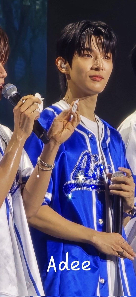 FirefliesUni I'll never forget him going to the far back corner of