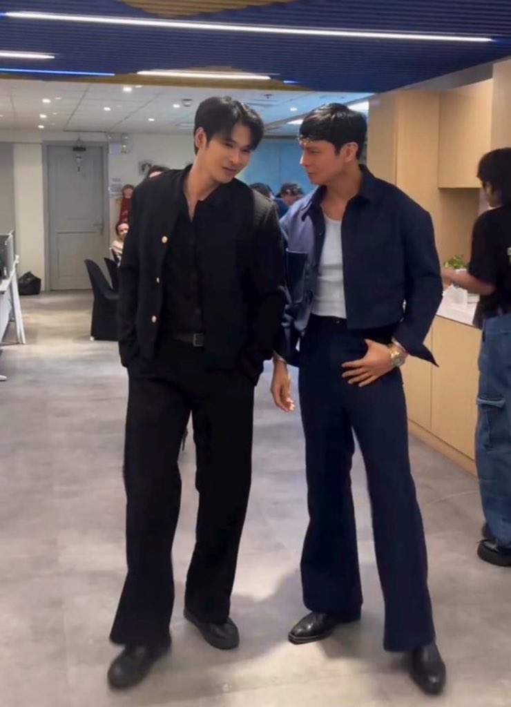 wilbertrosss's tweet photo. wilbert ross and joseph marco, viva's hottest leading men! loved by cvs ❤️🔥

@StudioVivaPH @VivaOnePH https://t.co/vBfQGka7b5