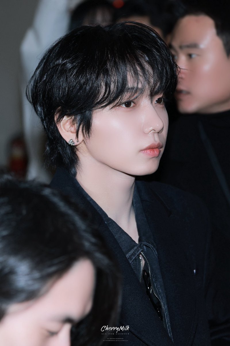 울고십다 니가너무기여워서....