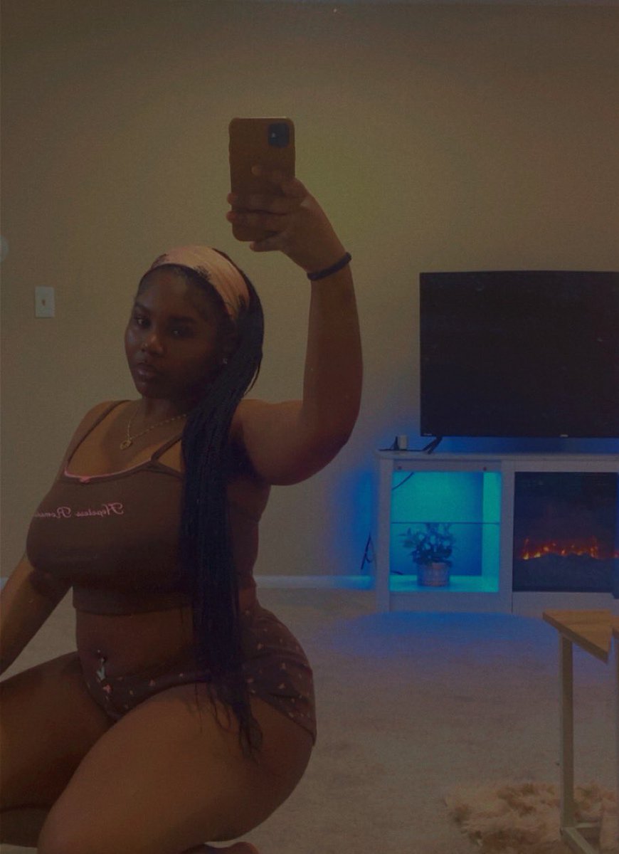 Lynnbankss's tweet photo. one more just because! https://t.co/YbmPyV38Ah
