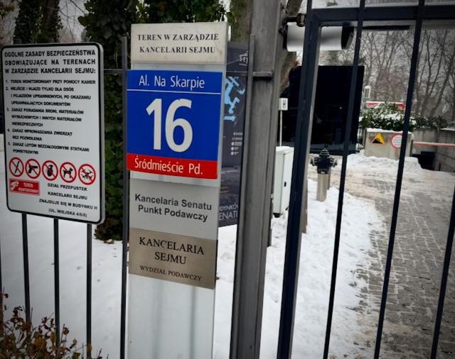 Dwadzieścia Jeden tweet media