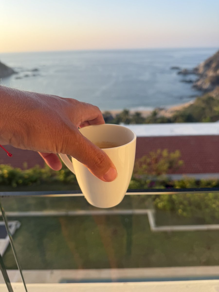 FerCesarmanM's tweet image. Buenos días amigos invisibles! 
Se acabaron las vacaciones.
Café? ☕️