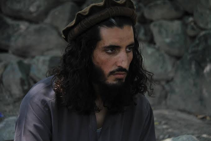 كل ما تحس ان ما عندك قيمة تذكر أن داعش كان عندهم حلاق