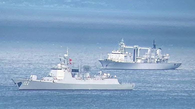 DI313_'s tweet image. ‼️🇨🇳🇿🇦🤝🇮🇷🇷🇺 Russia, Iran, China, and South Africa will carry out joint naval drills this Friday, January 9, in South African waters.

Chinese and Iranian warships have already reached Cape Town ahead of the exercise.

These BRICS naval exercises underscore the strategic…