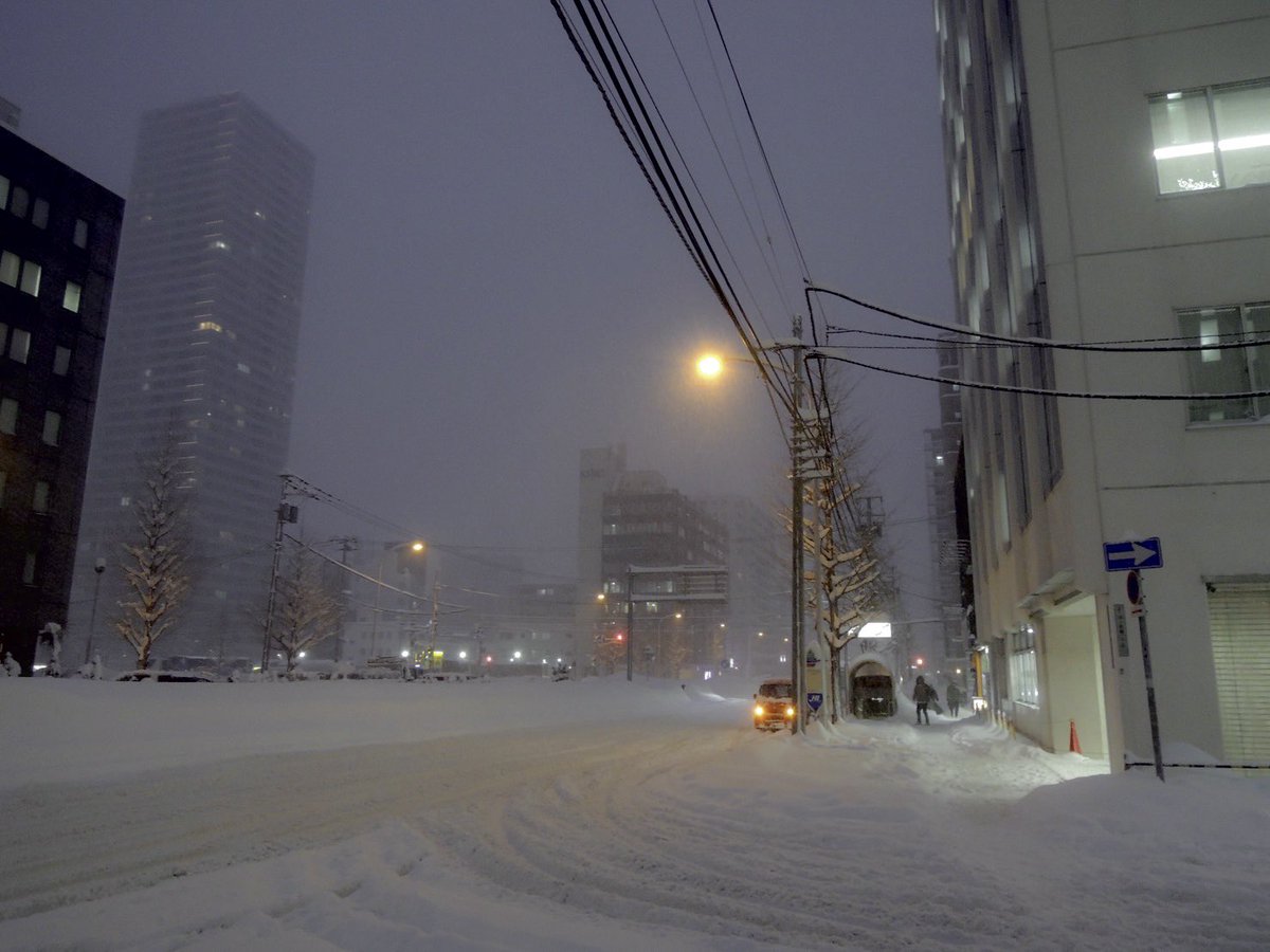 nnuf22's tweet image. 