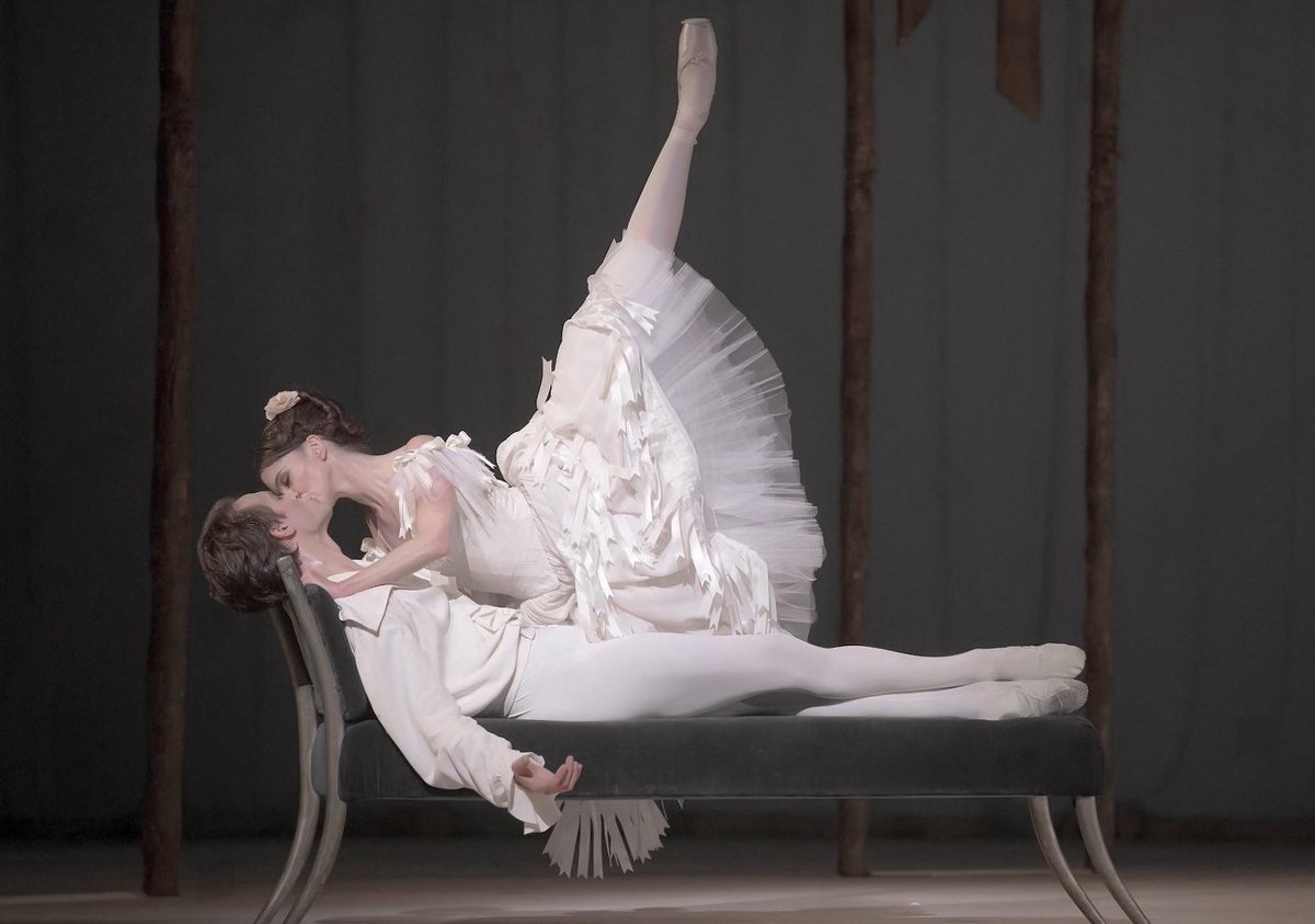 glirttery's tweet image. marguerite and armand, royal ballet (2018)