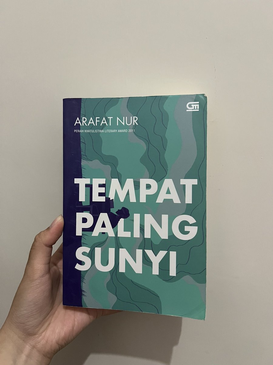 preloved books here! tweet media