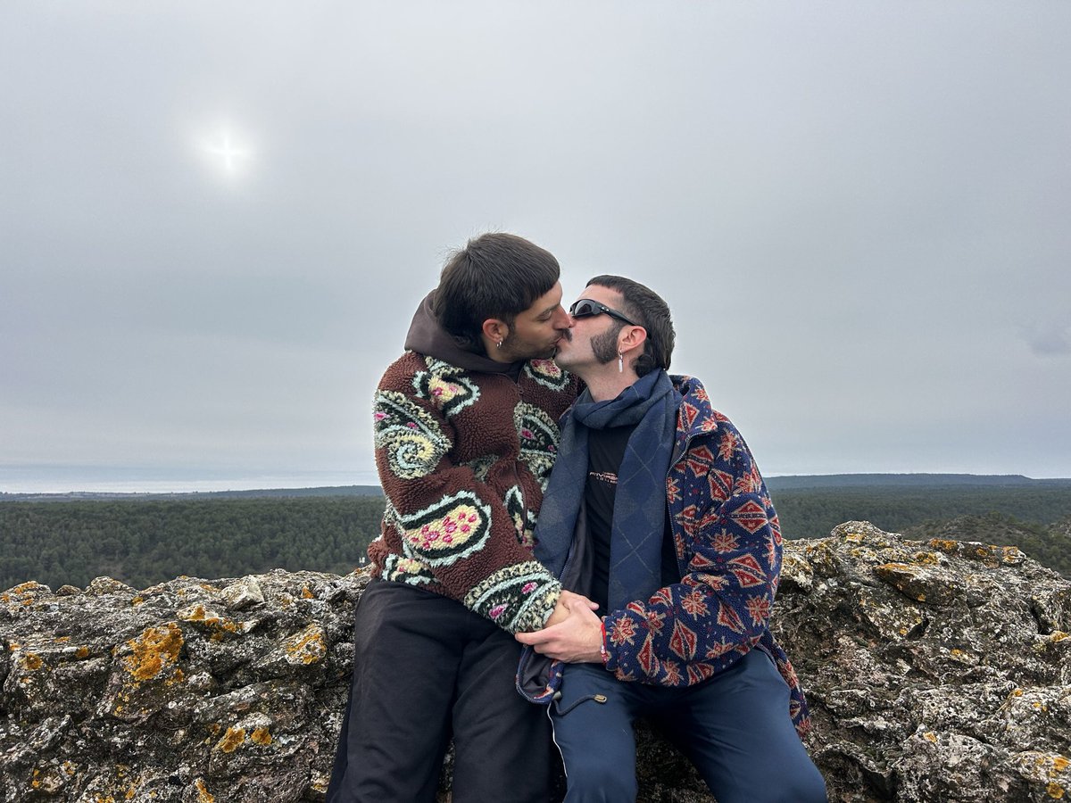 no necesito IA amigas...