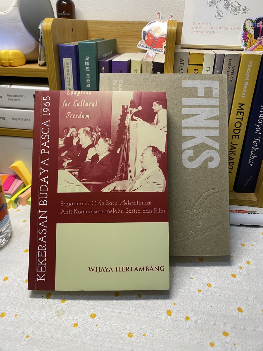 itsbiiwen's tweet image. Yang mau kenalan sama Mochtar Lubis boleh dibaca 2 buku bagus ini🔥🔥🔥