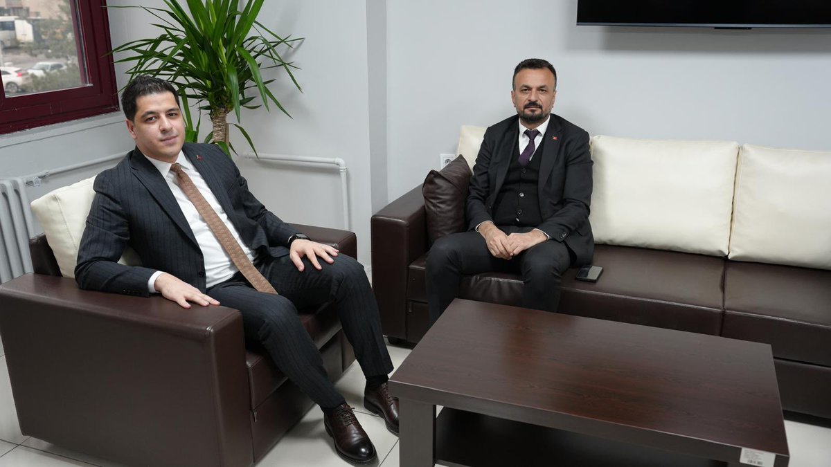 Kaymakamımız Salih Ağar; Kültür ve Turizm İl Müdürü Doç. Dr. Şükrü Dursun’u ziyaret etti.
<a href="/kayserivaliligi/">T.C.Kayseri Valiliği</a> 
<a href="/gokmen_cicek_/">Gökmen Çiçek</a>