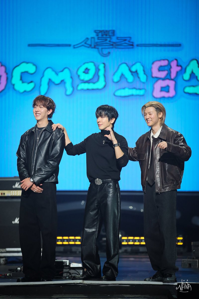 20260106
더시즌즈 10CM의 쓰담쓰담
#CNBLUE #씨엔블루 #정용화 #강민혁 #이정신
