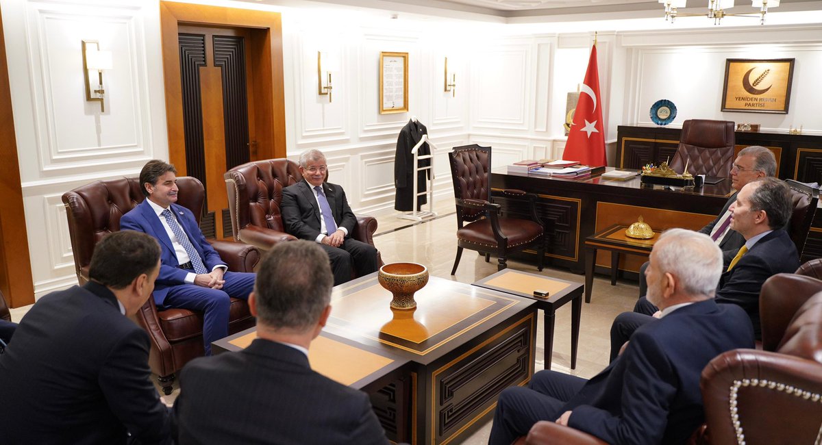 Genel Başkanımız Sayın Ahmet Davutoğlu ve beraberindeki heyetimiz, Yeniden Refah Partisi Genel Başkanı Sayın Fatih Erbakan ve heyetini, Yeniden Refah Partisi Genel Merkezi’nde ziyaret etti. 

Nazik ev sahiplikleri ve misafirperverlikleri için kendilerine teşekkür ediyoruz.