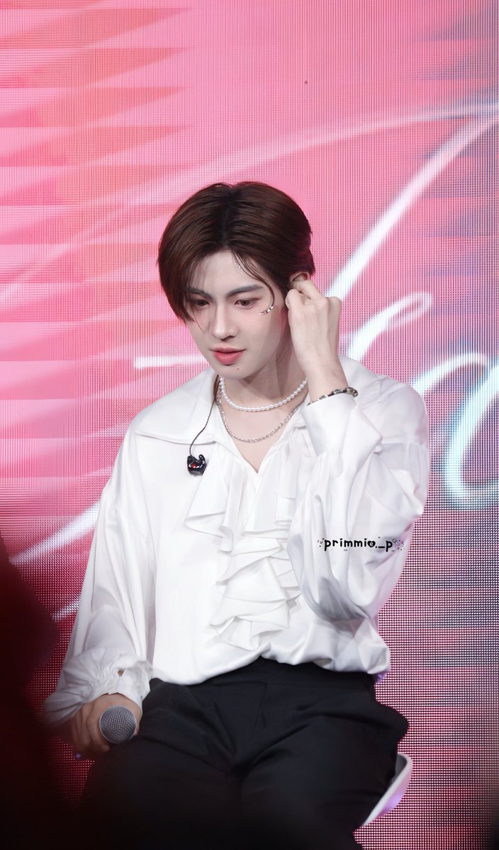 fluffy_tty's tweet image. 🤓 (ความลับโพแม่)
#Firstone