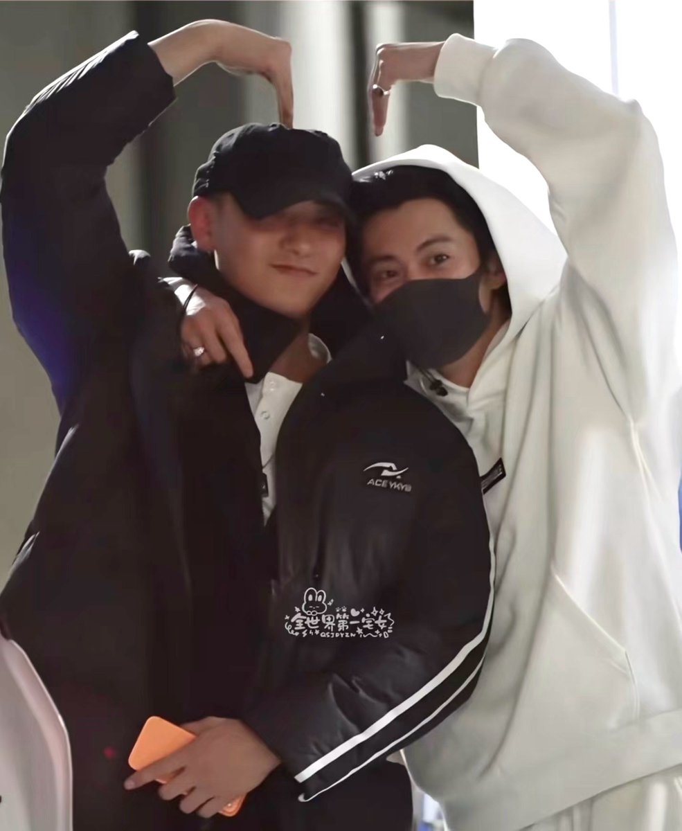 Dylan Wang Hedi 王鹤棣 tweet media