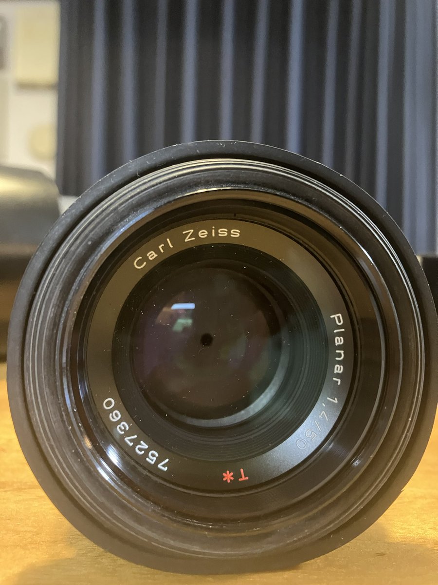 レンズ資産の整理中。いくつかのレンズは売却予定だけれど、中古で購入