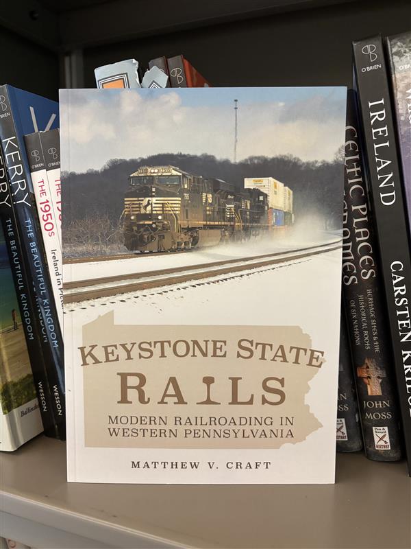CasemateIPM's tweet photo. Learn about the fascinating history of Pennsylvania's railroad system with "Keystone State Rails"!

💻️: https://t.co/2BOWZ0EPU1

#pennsylvaniahistory #keystonestate #railroadhistory https://t.co/A1n4UV5VRB