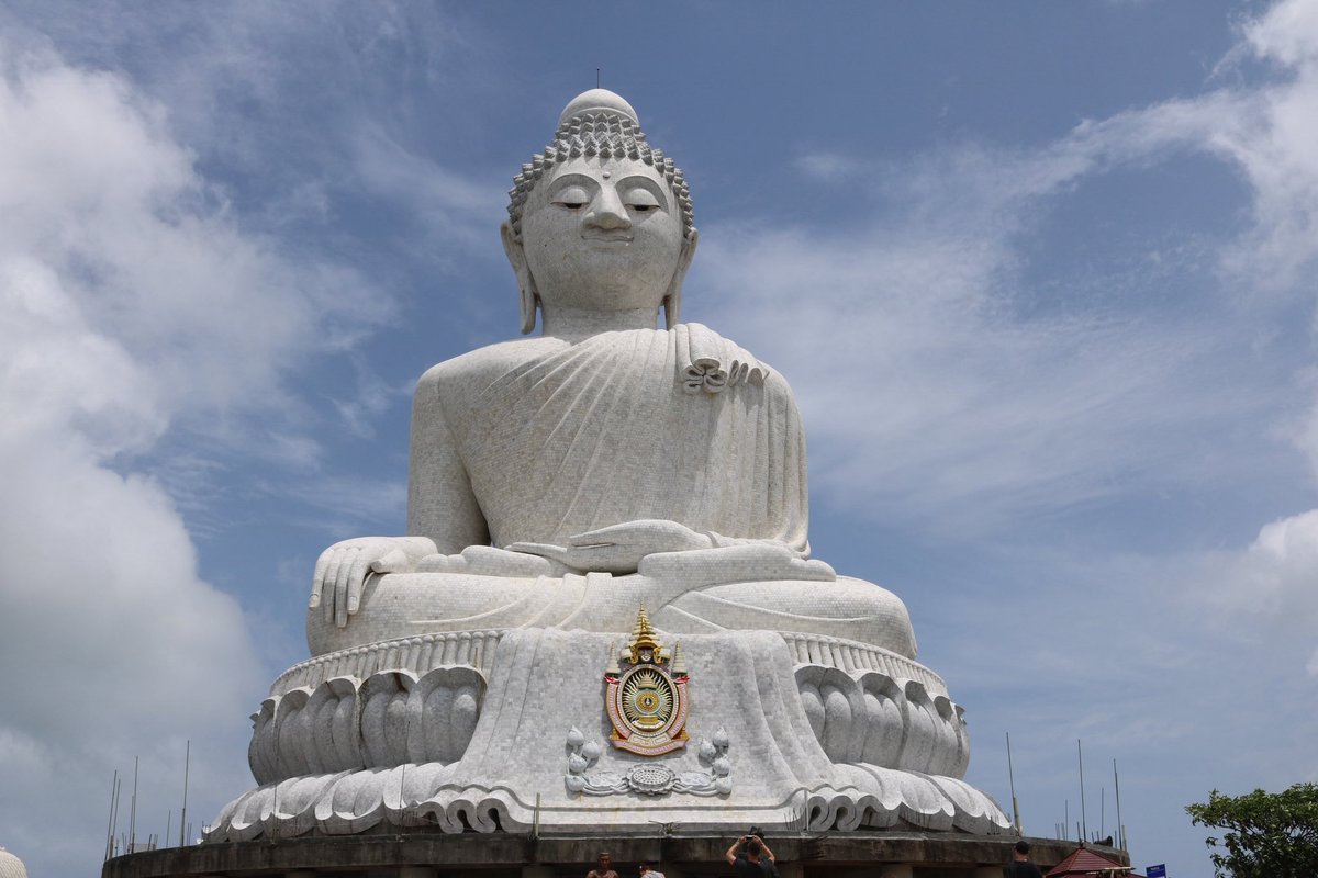 Can I get a big gm? 🪬