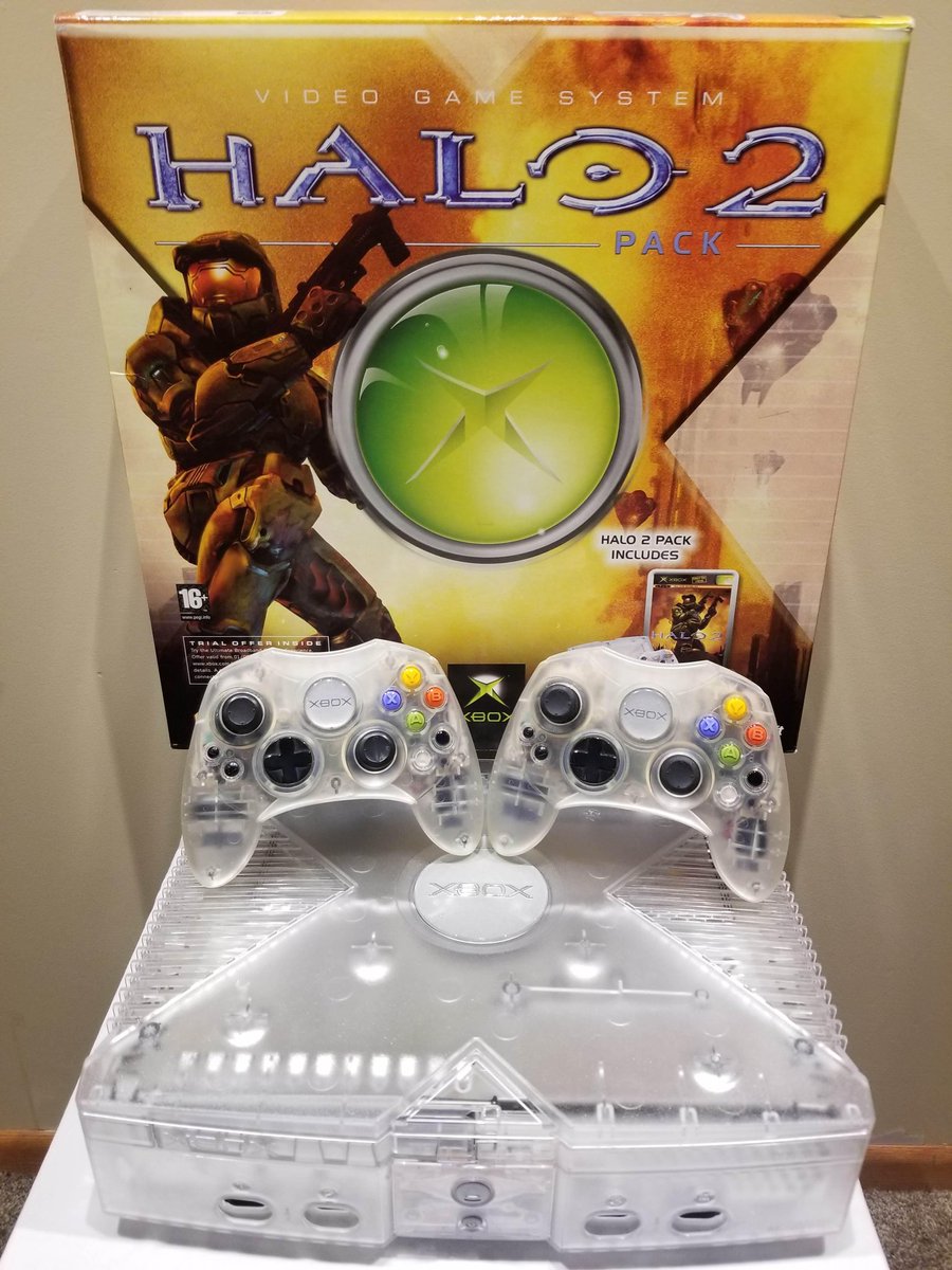 TheGoldenDays's tweet image. the crystal xbox halo 2 hit different