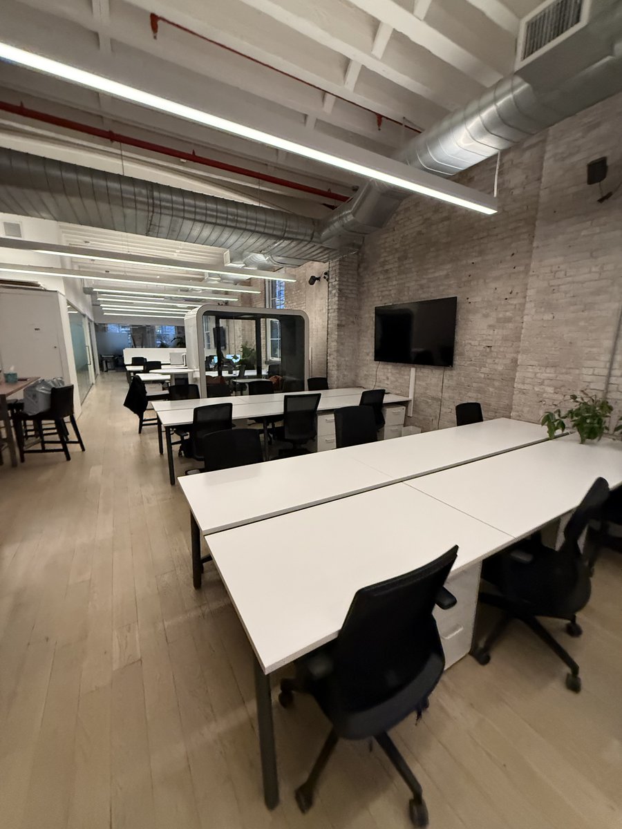 Blake Anderson tweet media