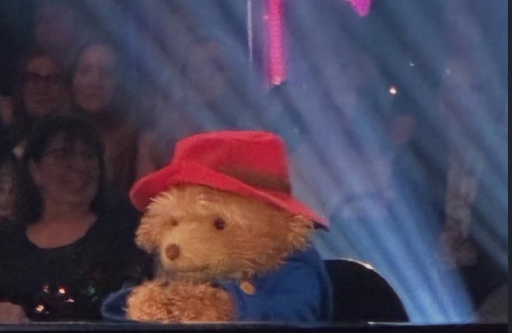 putasinghonit's tweet image. Christmas Day was two weeks ago. I feel like I’ve lived 100 days since then.