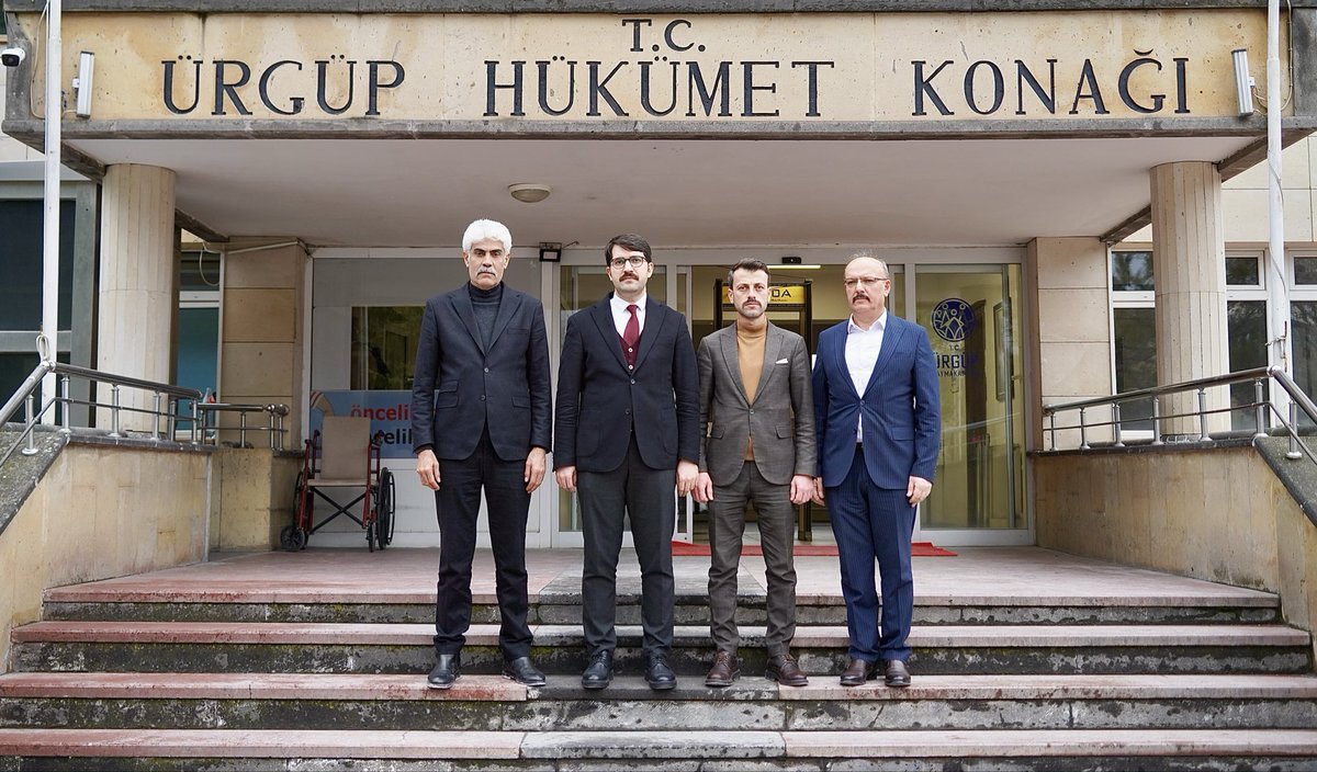 Kaymakamımız Ömer Coşkun; Çat Belediye Başkanı Zübeyir Kalay’ı, Sulusaray Belediye Başkanı Fatih Kalkan’ı ve Kavak Belediye Başkanı Feridun Bağcı’yı kabul etti. 🤝

#ÜrgüpKaymakamlığı #Nevşehir
#çatbelediyesi
#sulusaraybelediyesi
#kavakbelediyesi