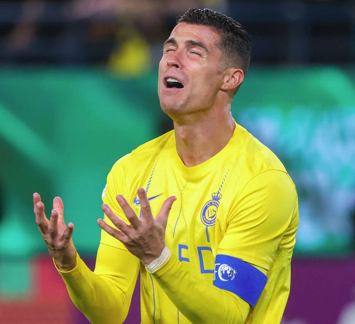 johnnycortes's tweet image. Ronaldo in 2016 :
"what does it matter to me what Xavi says? He plays where? In Qatar [somewhere], I don’t know.

4 official titles            0 official titles