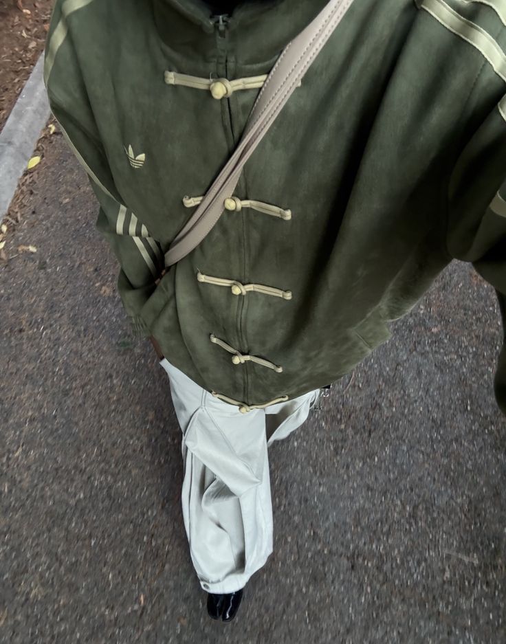 WthbStore's tweet image. which color