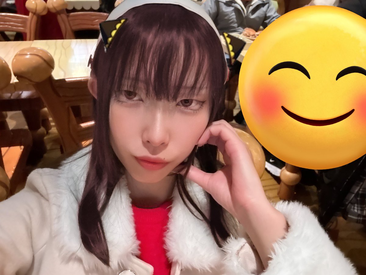 めーこちゃんとusjいてきた〜❣️
可愛すぎて買っちゃった

2枚目はﾖﾙさん地毛注意だよ