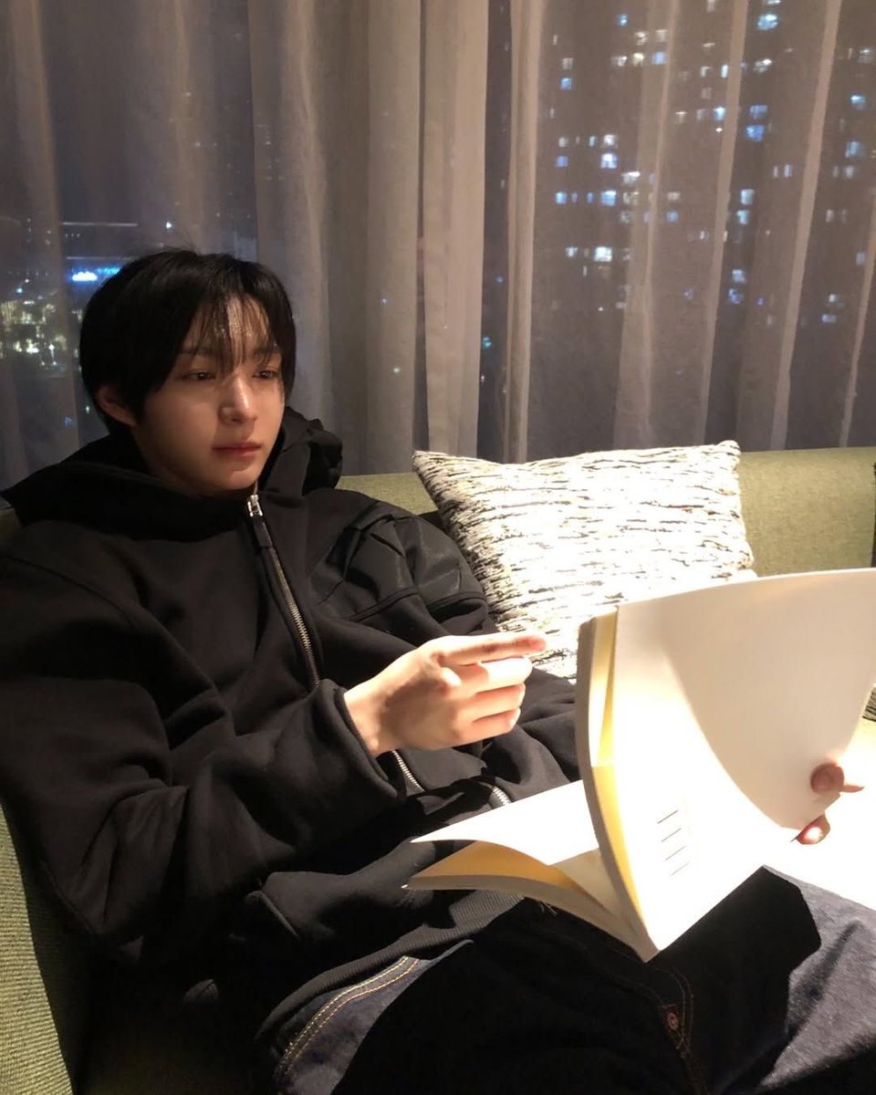 bbibbow's tweet image. 동화 흑발 정말정말 아랑함 .....