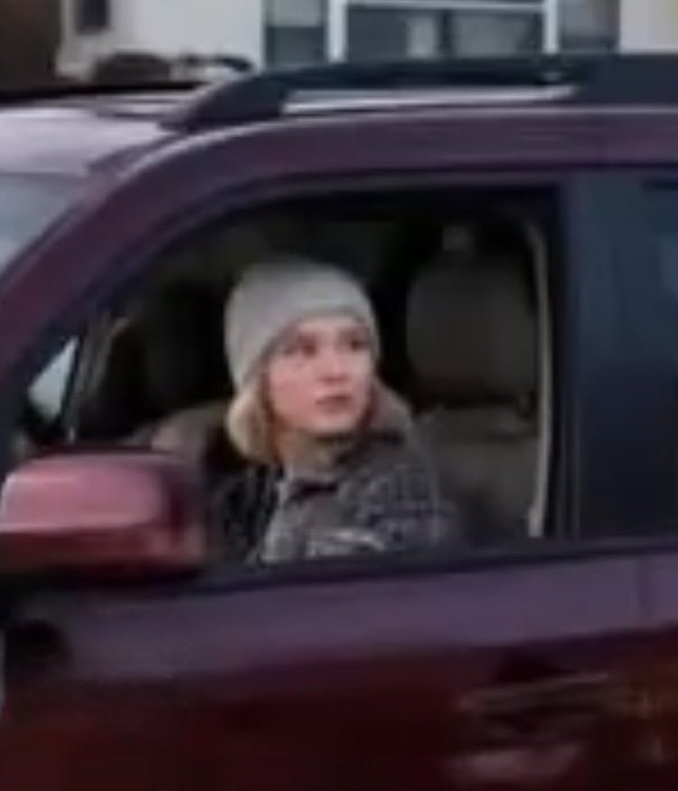 friendsofdoge's tweet image. Imagine seeing this lady and deciding to shoot her in the face 3 times.