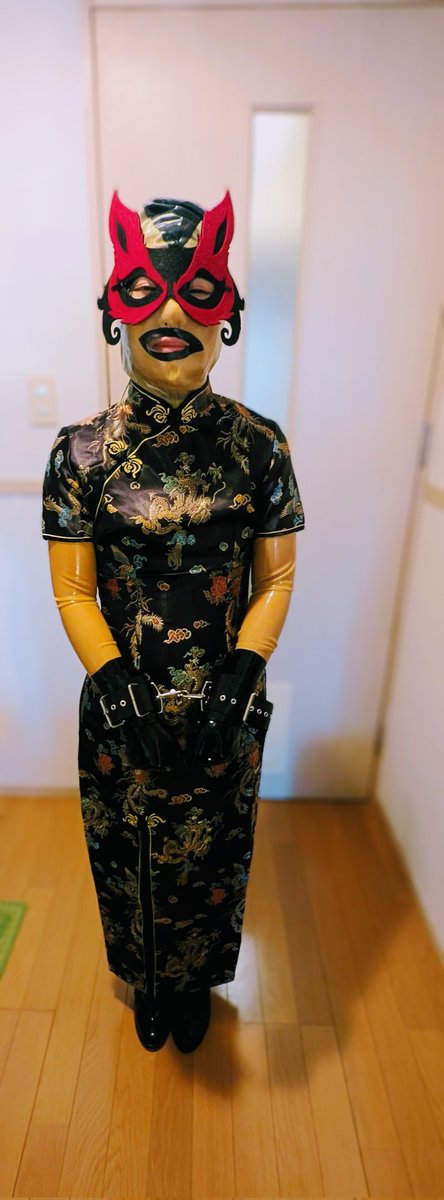 ChainaRubberDress