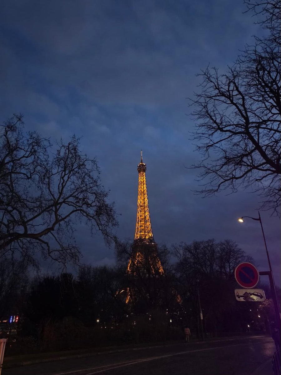 beyourNUBDAO's tweet image. ꔛ ⭐
IG Update : oueiija 

“ Dumb nighttt ”

#ต้าห์อู๋ #oueiija #DAOU 
#byNUBDAO