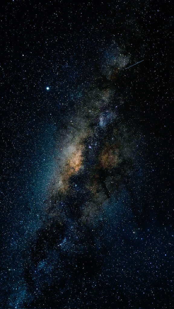 NightSkyNow's tweet image. “ Every atom in your body was once part of a star that exploded. And the atoms in your left hand probably came from a different star than your right hand. You are all stardust. ”

— Brian Cox