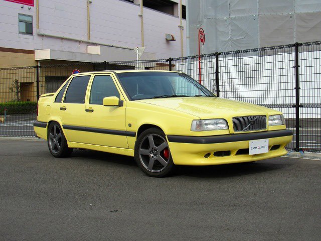 #CarBoon
#車って最高だ
#宝くじが当たったら絶対に買いたい1台

ボルボ　850セダン
状態いい個体をゆるゆる維持したいなぁぁ