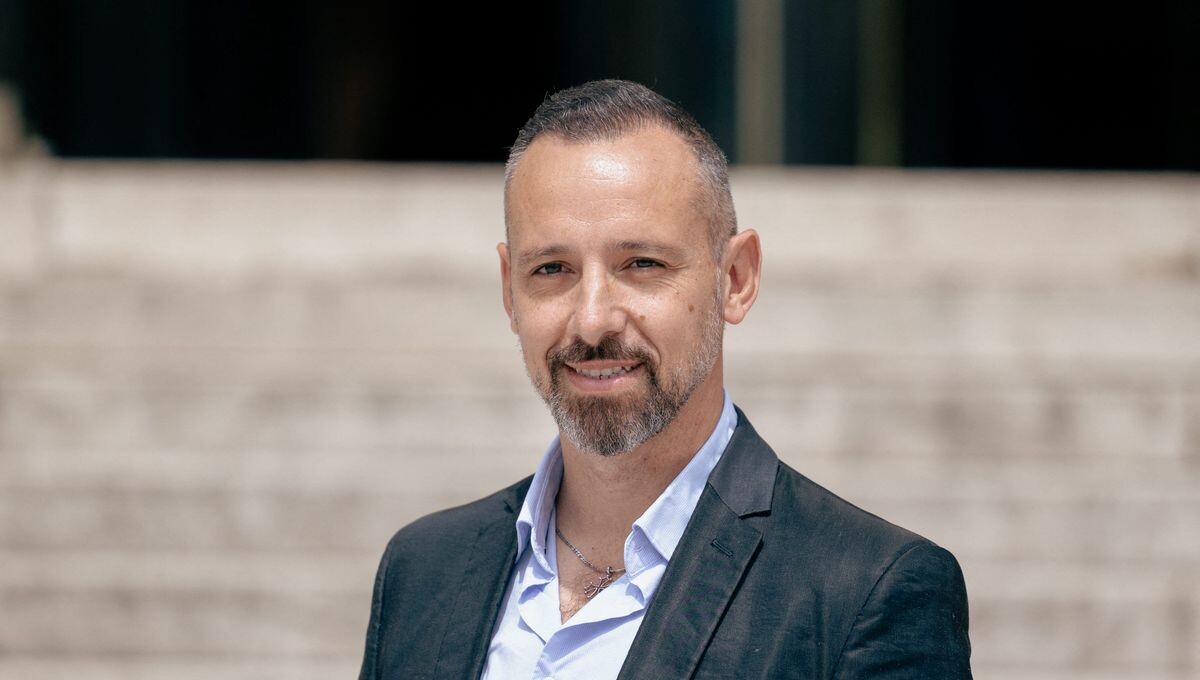 Municipales 2026 : le député RN de l'Hérault Julien Gabarron candidat à Béziers face à Robert Ménard
➡️ l.ici.fr/Ayf