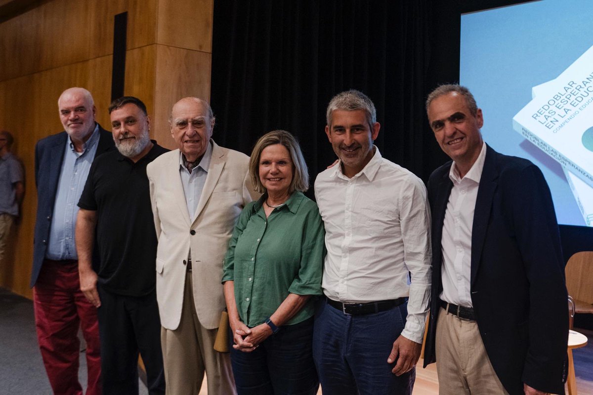 Renato Opertti tweet media