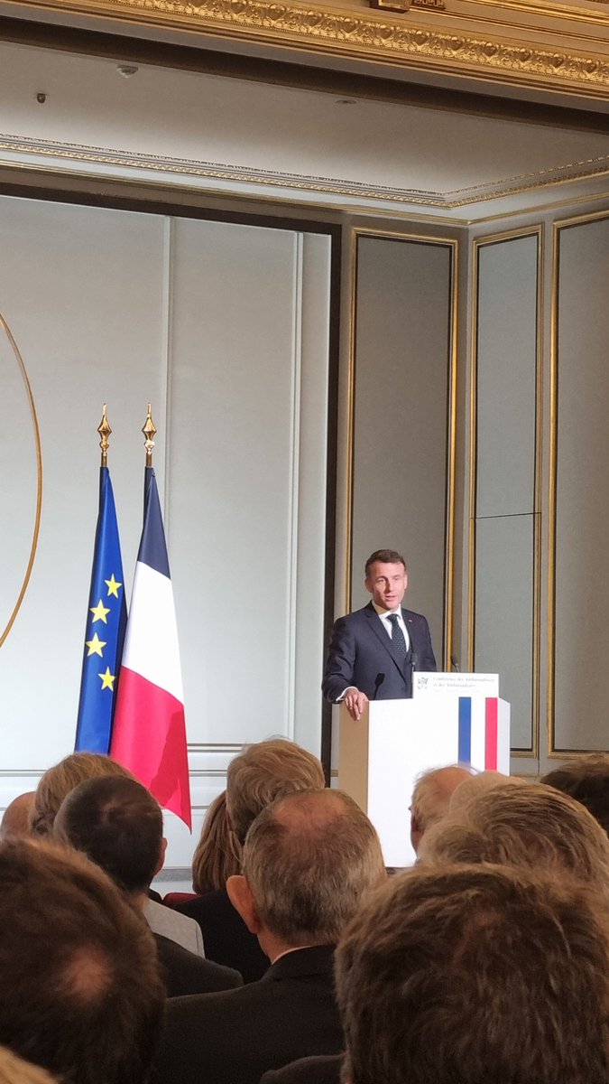 DelaunayYannFV's tweet image. "Nous ne sommes pas là pour nous lamenter ou pour commenter mais pour agir" @EmmanuelMacron, à la Conférence des ambassadrices et ambassadeurs 🇫🇷. 
Actions partenariales et solidaires, #ODD, mobilisation des jeunesses et des diasporas: @FVolontaires + que jamais mobilisée en 2026