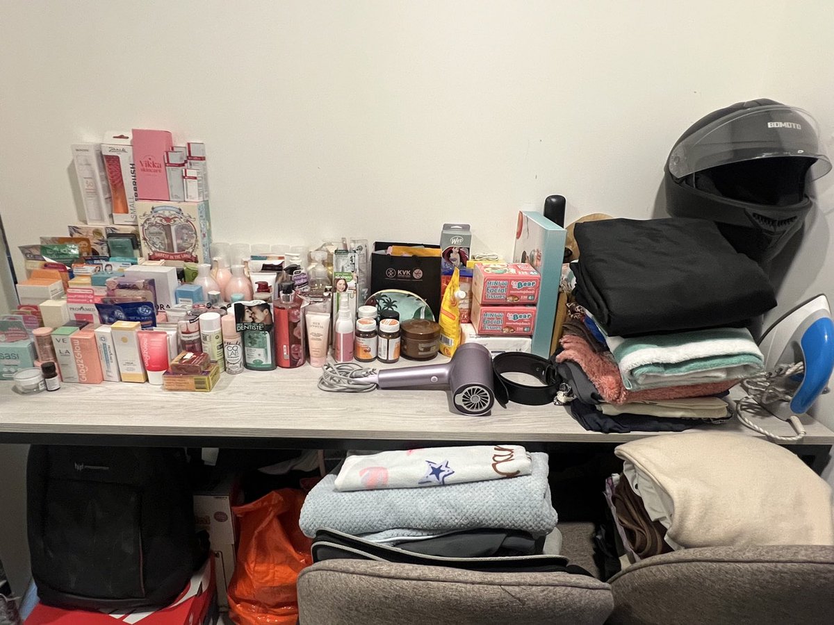 psmark1821's tweet image. กรี๊ดดดด วันนั้นดูข่าวเห็นแม่บ้านที่เป็นมิจจี้ เอา dettol ให้เด็กกินแล้วอึ้งมากกก ทำให้รู้เลยว่าคิดไม่ผิดที่เลือกใช้แอพ BeNeat มาตลอด นี่ติดใจคุณแม่บ้านคนนี้มาก เพราะจัดห้องเก่ง ทำความสะอาดเริ่ดๆๆๆ ที่สำคัญคือพี่แม่บ้านจากแอปนี้ไว้ใจได้ เพราะบริษัทเค้าแจ้งว่ามีตรวจประวัติทุกปี…